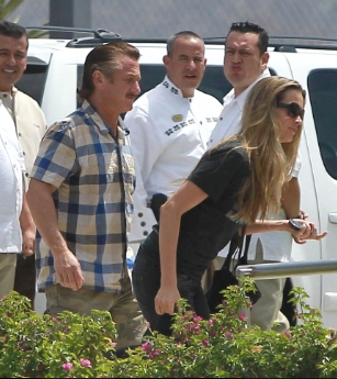 Sean Penn in Cabo